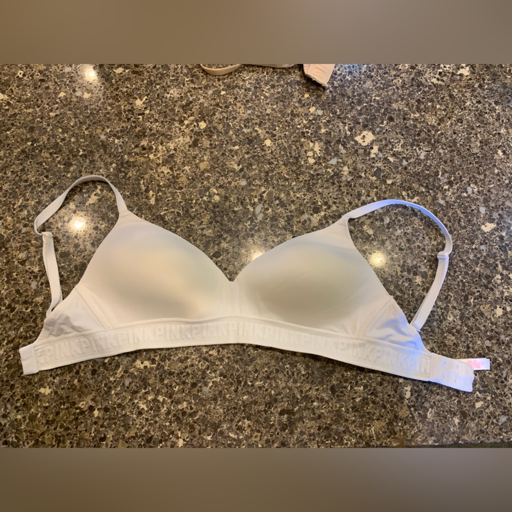 Victoria’s Secret “Wear Everywhere” Wireless, Lightly Lined Bra